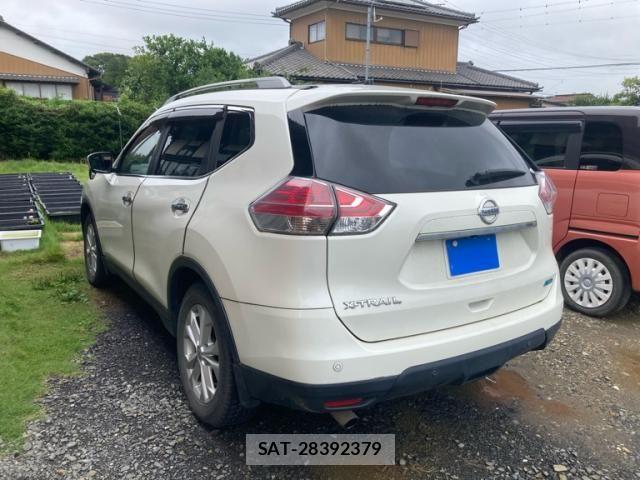 Nissan X-TRAIL 2015-09 8076250-4