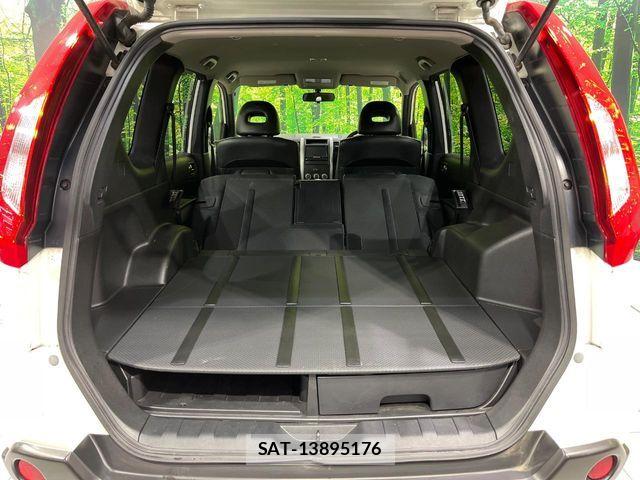 Nissan X-TRAIL 2012-08 8076248-9