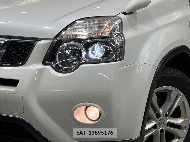 Nissan X-TRAIL 2012-08 8076248-11