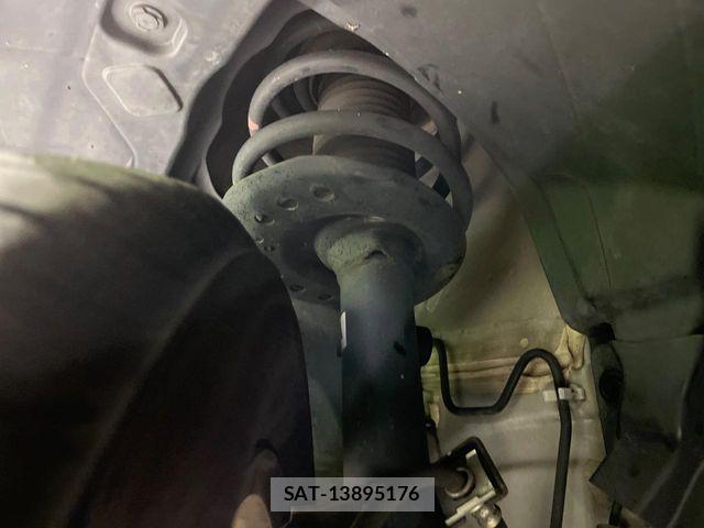Nissan X-TRAIL 2012-08 8076248-19