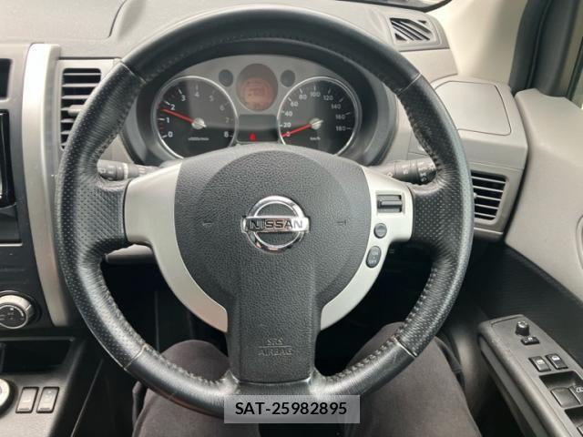 Nissan X-TRAIL 2009-08 8076252-16