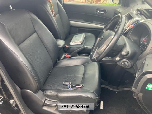 Nissan X-TRAIL 2011-09 8076251-14