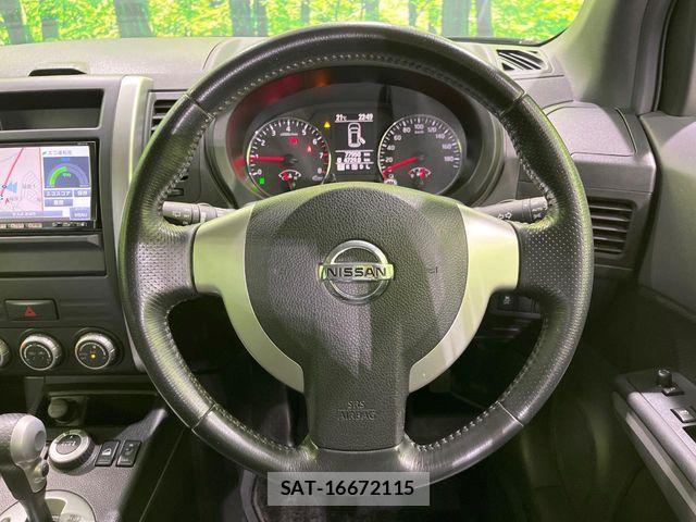 Nissan X-TRAIL 2012-03 8076247-10