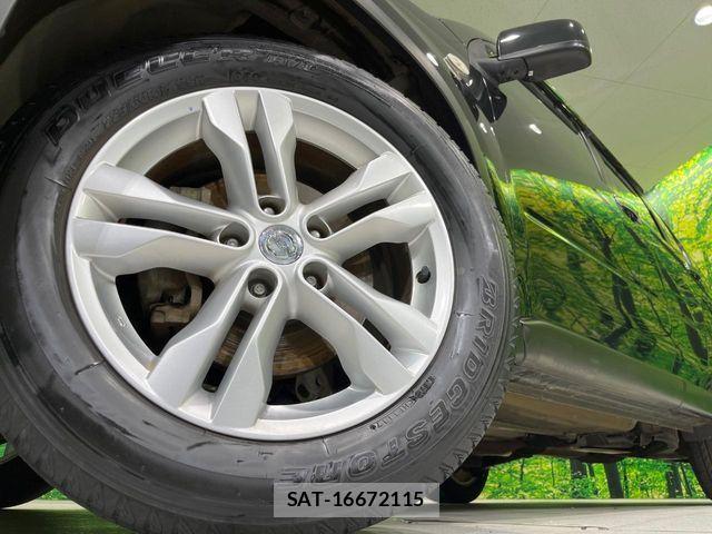 Nissan X-TRAIL 2012-03 8076247-12