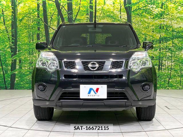 Nissan X-TRAIL 2012-03 8076247-13