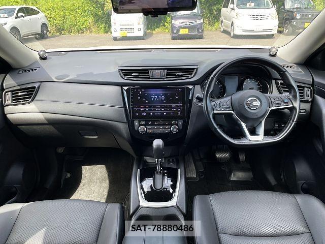 Nissan X-TRAIL 2017-06 8076243-1