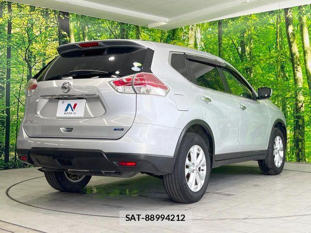 Nissan X-TRAIL 2015-09 8076249-16