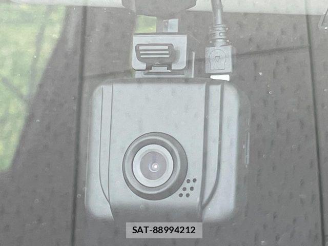 Nissan X-TRAIL 2015-09 8076249-4