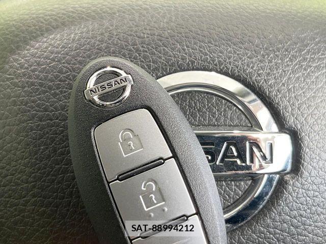 Nissan X-TRAIL 2015-09 8076249-6