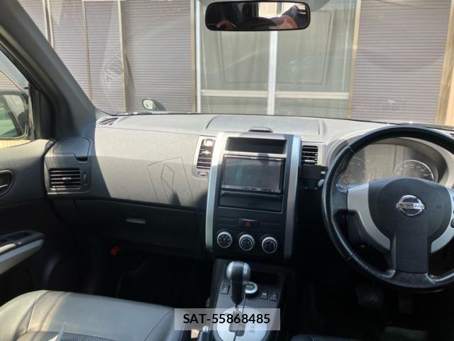 Nissan X-TRAIL 2012-09 8102912-11