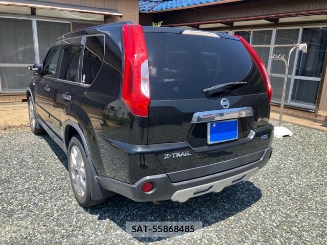 Nissan X-TRAIL 2012-09 8102912-2