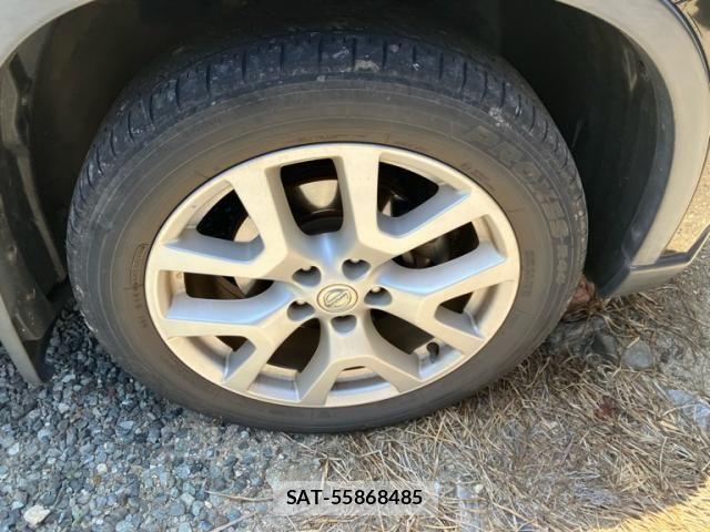 Nissan X-TRAIL 2012-09 8102912-4