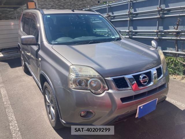 Nissan X-TRAIL 2011-06 8102933-0