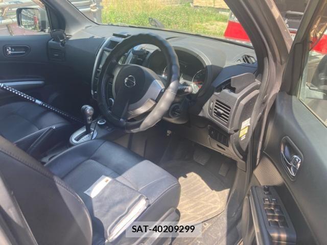Nissan X-TRAIL 2011-06 8102933-9