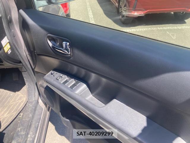 Nissan X-TRAIL 2011-06 8102933-10