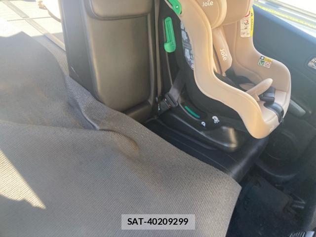 Nissan X-TRAIL 2011-06 8102933-11
