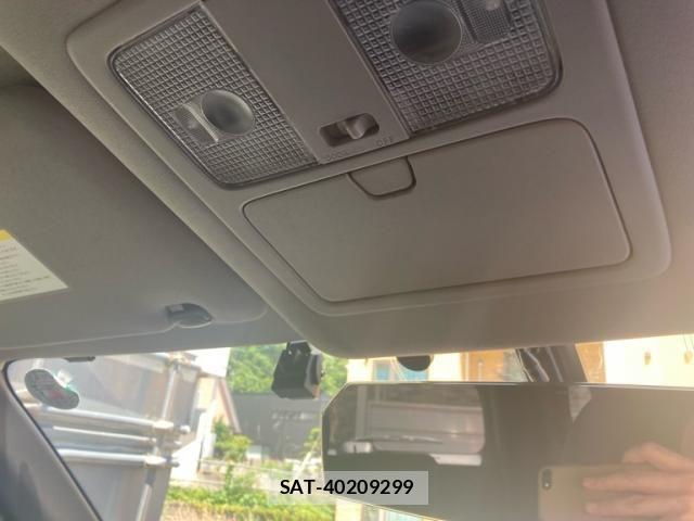 Nissan X-TRAIL 2011-06 8102933-22