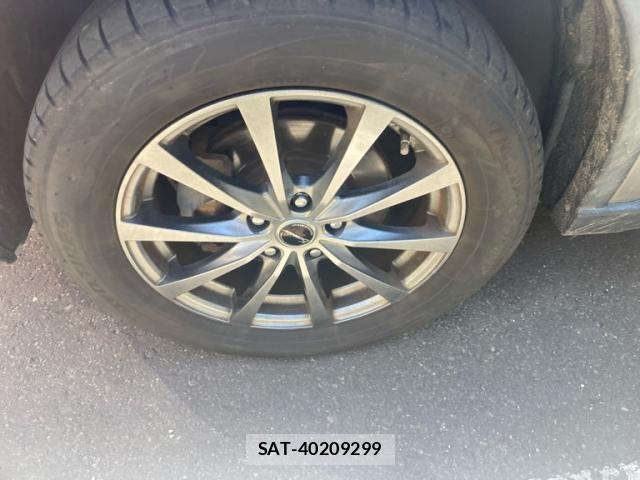 Nissan X-TRAIL 2011-06 8102933-2