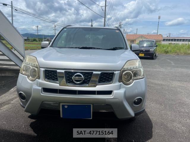 Nissan X-TRAIL 2011-05 8102929-1