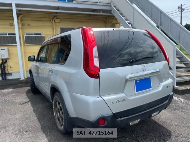 Nissan X-TRAIL 2011-05 8102929-5