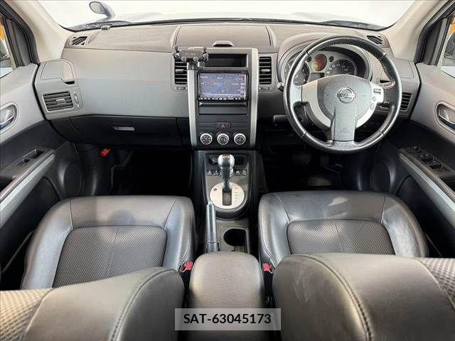 Nissan X-TRAIL 2009-07 8102932-1