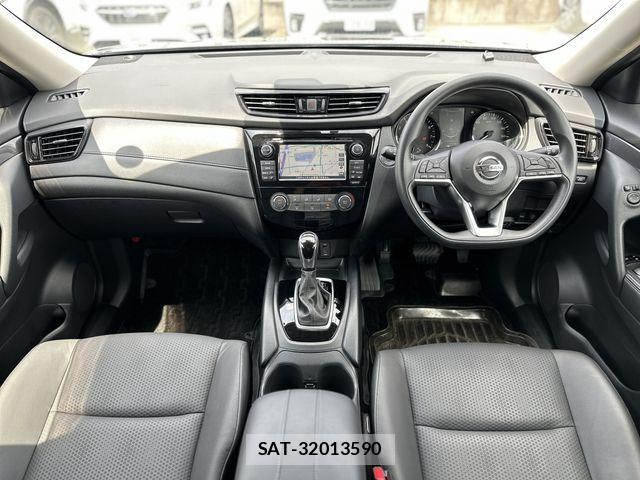 Nissan X-TRAIL 2021-02 8102894-1