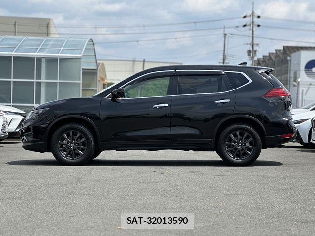 Nissan X-TRAIL 2021-02 8102894-24