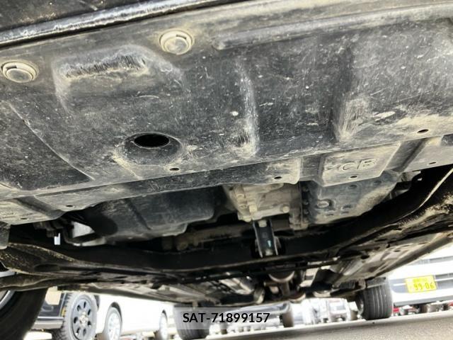 Nissan X-TRAIL 2014-07 8102913-9