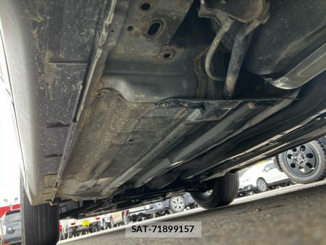 Nissan X-TRAIL 2014-07 8102913-11