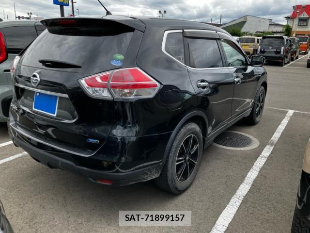 Nissan X-TRAIL 2014-07 8102913-3
