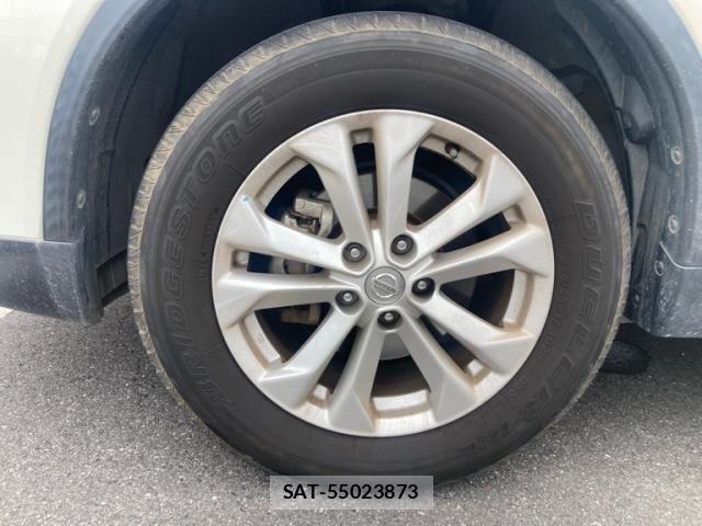 Nissan X-TRAIL 2014-04 8102914-8