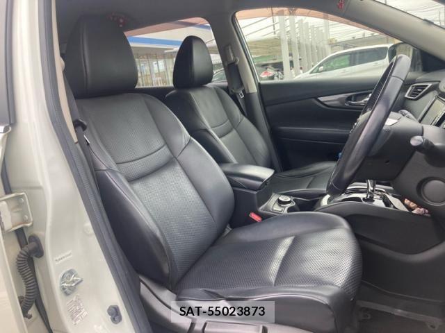Nissan X-TRAIL 2014-04 8102914-11