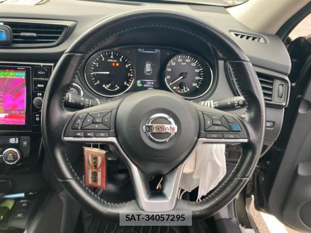 Nissan X-TRAIL 2019-09 8102896-16