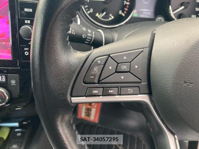 Nissan X-TRAIL 2019-09 8102896-17