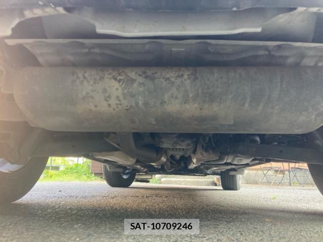 Nissan X-TRAIL 2016-05 8102922-8