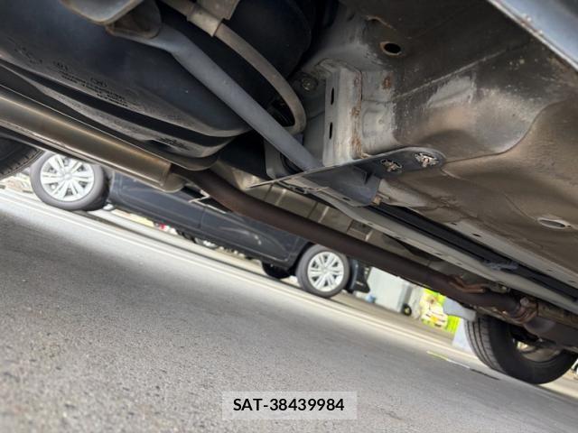 Nissan X-TRAIL 2010-06 8102918-10