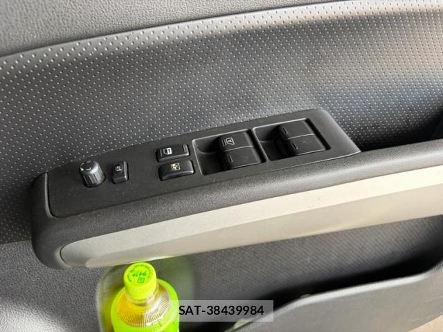 Nissan X-TRAIL 2010-06 8102918-12