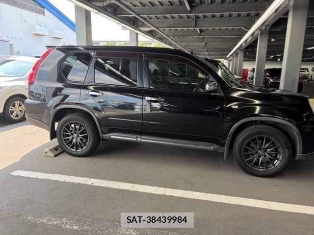 Nissan X-TRAIL 2010-06 8102918-2