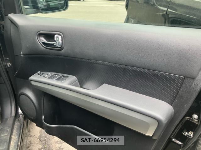 Nissan X-TRAIL 2010-08 8102920-15