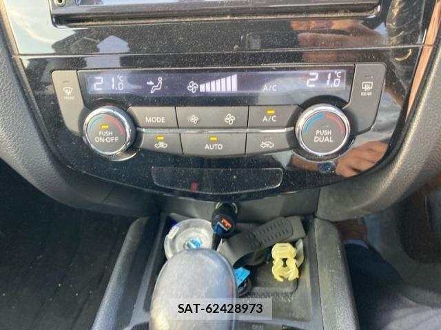 Nissan X-TRAIL 2014-04 8102917-17