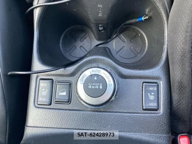 Nissan X-TRAIL 2014-04 8102917-18