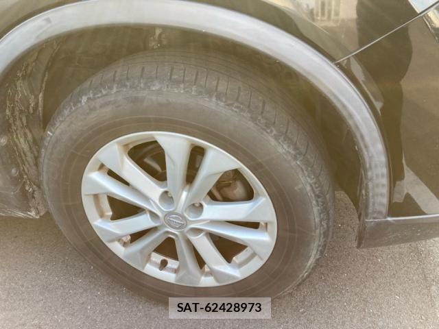 Nissan X-TRAIL 2014-04 8102917-5