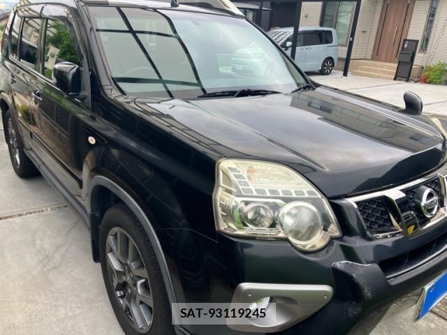 Nissan X-TRAIL 2014-04 8102916-1