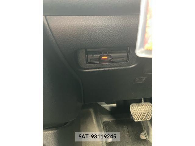 Nissan X-TRAIL 2014-04 8102916-26