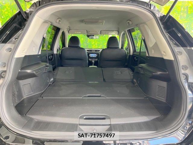 Nissan X-TRAIL 2016-04 8102898-9