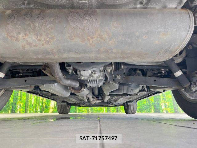 Nissan X-TRAIL 2016-04 8102898-18