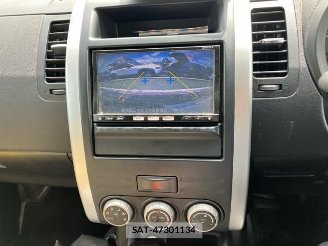 Nissan X-TRAIL 2012-03 8102921-13
