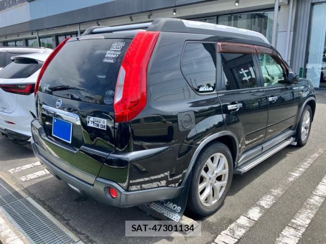 Nissan X-TRAIL 2012-03 8102921-3