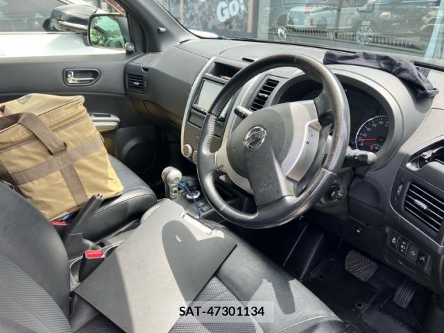 Nissan X-TRAIL 2012-03 8102921-8