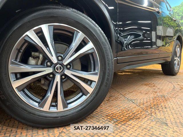 Nissan X-TRAIL 2019-07 8102895-12
